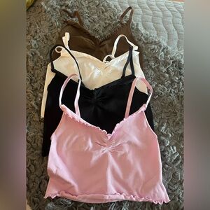 4 no boundaries ribbed camis M